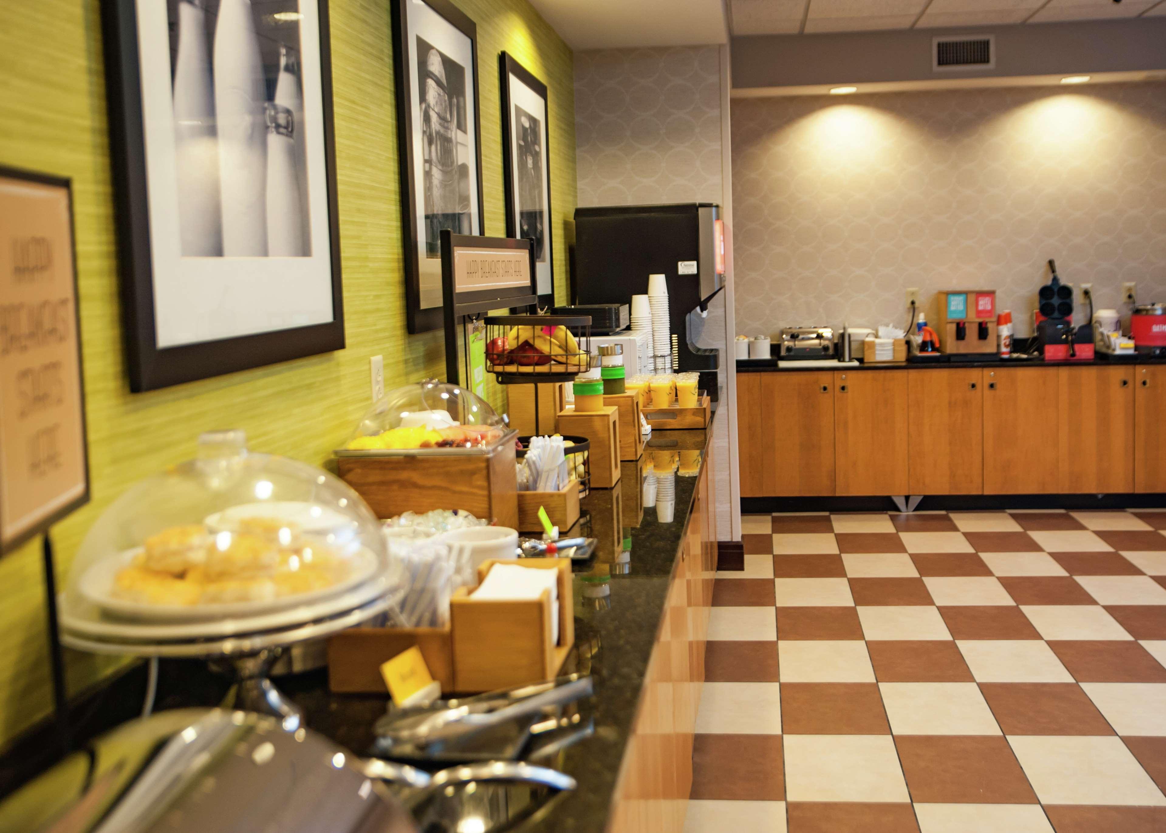 Hampton Inn Norfolk Eksteriør billede